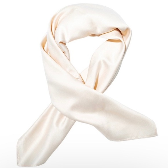 Lark & Ives Minimalist Scarves - Picture 12 of 12